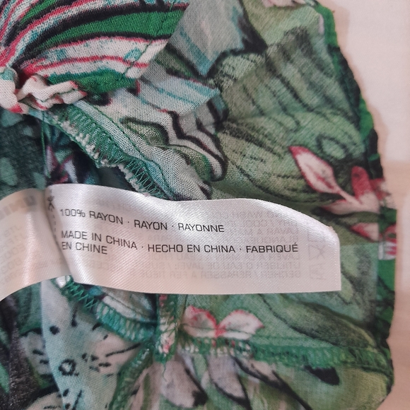 ● Union Bay | Tropical Blouse Crop Cover Up Top - Picture 8 of 13